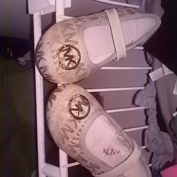 Flat ballerina