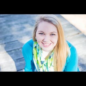 Meet your Posher, Virginia