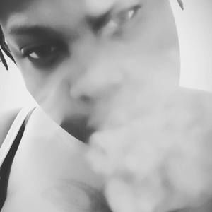 Meet your Posher, Kandi