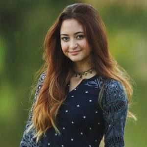 Meet your Posher, Joy