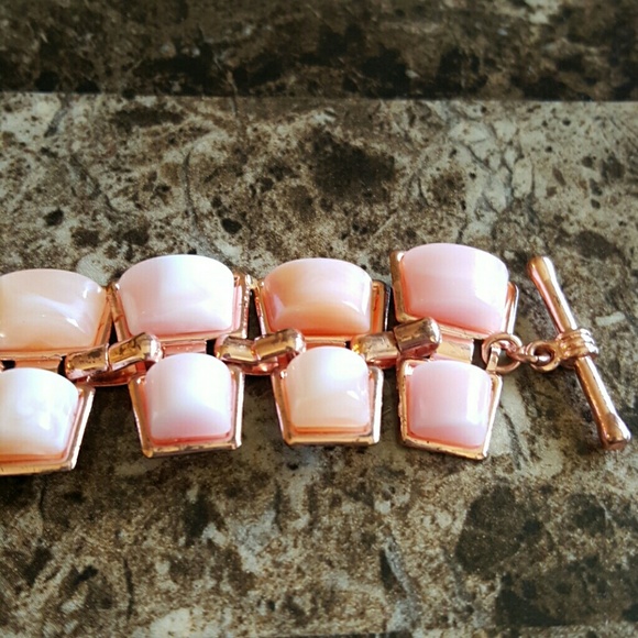 Sold in a bundle! - Picture 2 of 4