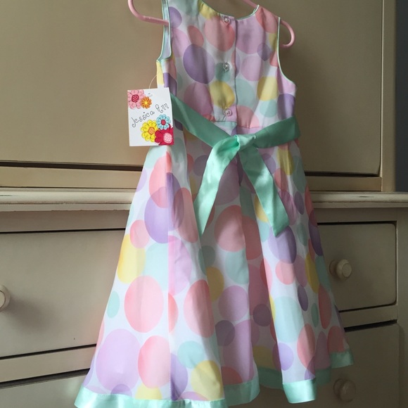 Dress - Picture 3 of 4