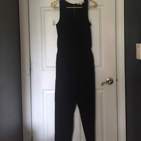 BLACK JUMPSUIT