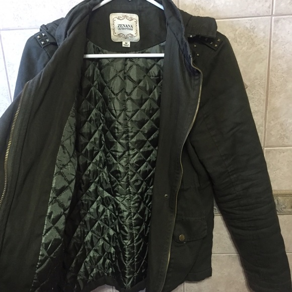 Jacket - Picture 4 of 4