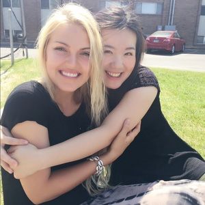 Meet your Posher, Kayla