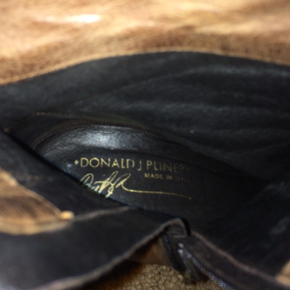 Donald J Pliner Brown Booties - Picture 2 of 3