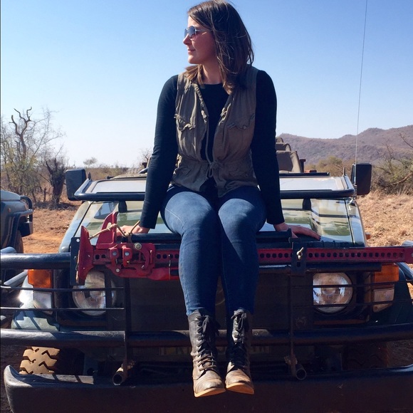 Meet your Posher, Lauren - Picture 1 of 1