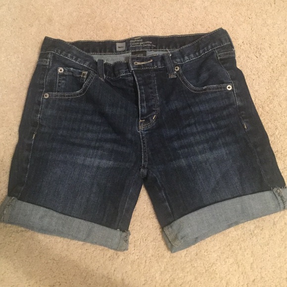 Boyfriend-style Jean Shorts