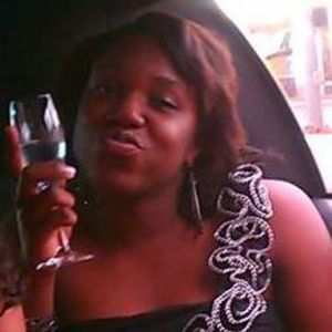 Meet your Posher, Charline