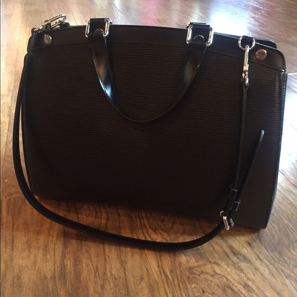 Louis Vuitton Epi noir brea gm