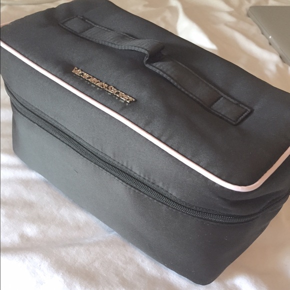 Victorias Secret travel case