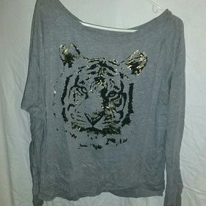 Long sleeve gold tiger shirt