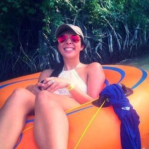 Meet your Posher, Evangeline