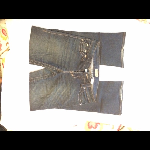 Paris blue jeans