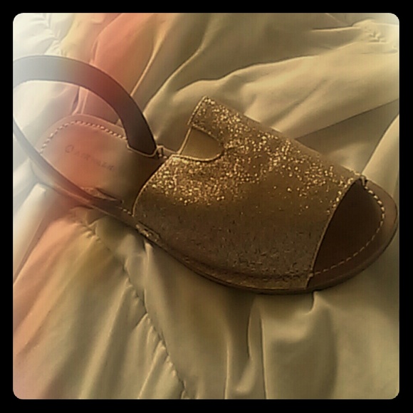 BO Peep toe sandals