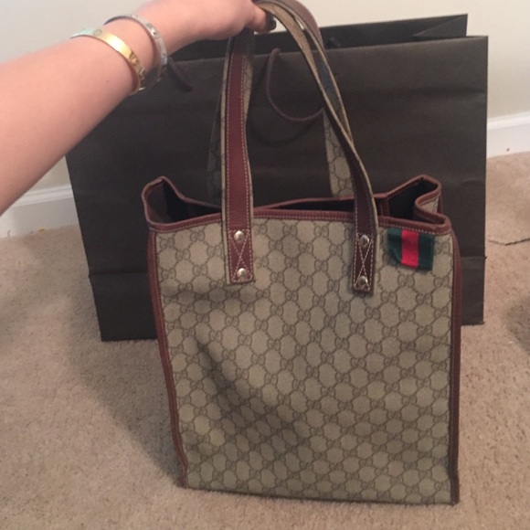Gucci - Picture 3 of 4