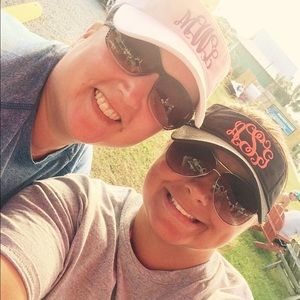 Meet your Posher, Alicia