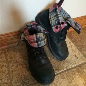 Dr. Marten Combat Boots Black Flannel