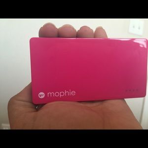 Portable mophie phone charger