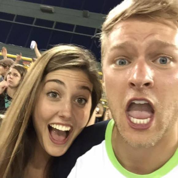 Meet your Posher, Gabrielle - Picture 1 of 1