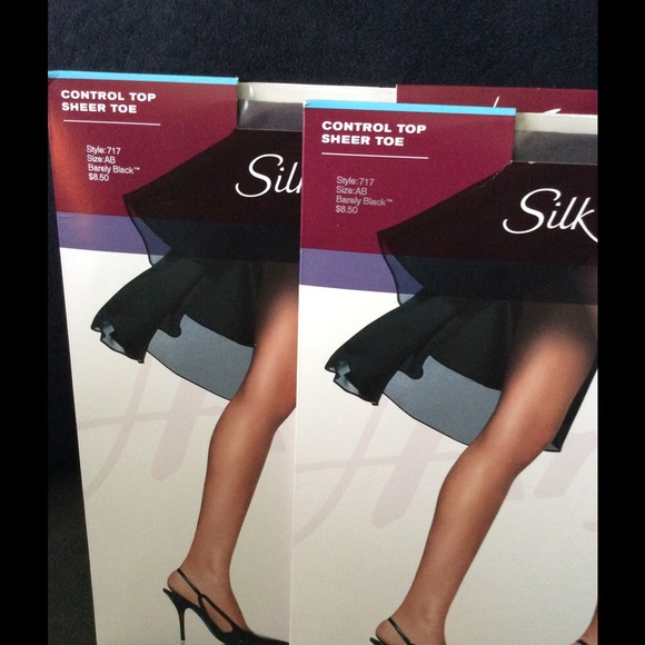 Hanes Accessories - Hanes silk reflections control top sheer
