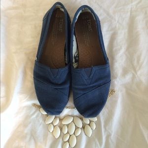 Navy Canvas Women's Classic TOMS