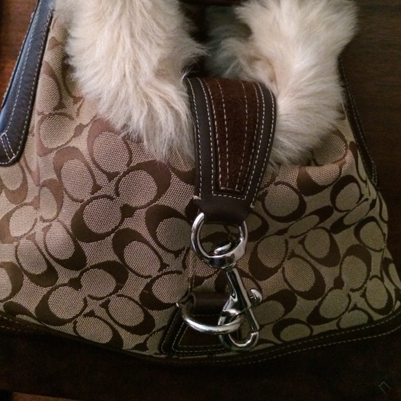 HOLD💕 Adorable Coach with matching Wristlet - Picture 2 of 4