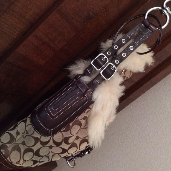 HOLD💕 Adorable Coach with matching Wristlet - Picture 4 of 4