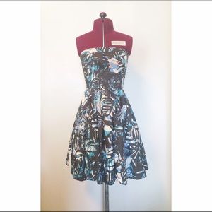 🌱Levis🌱 strapless a-line fall floral dress~