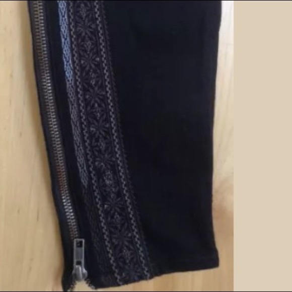 Flash sale Mother Looker black crop Jean sz 27 - Picture 2 of 4