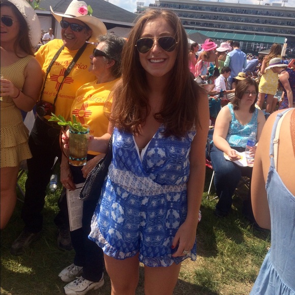 Meet your Posher, Lisa - Picture 2 of 2