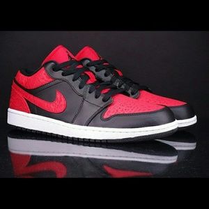 Jordan retro 1lows