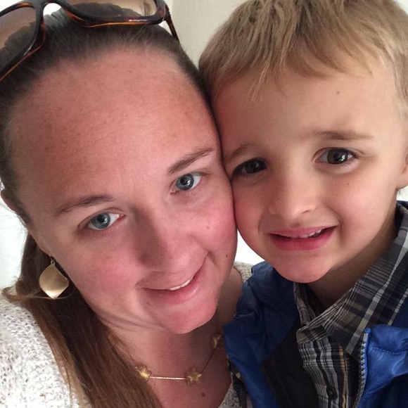 Meet your Posher, Stephanie