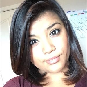 Meet your Posher, Adriana