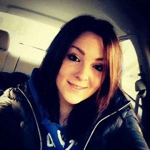 Meet your Posher, Amanda