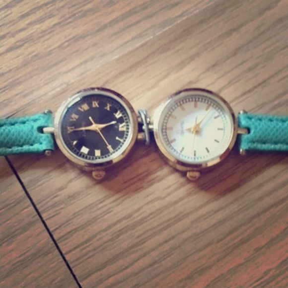 Two-faced watch