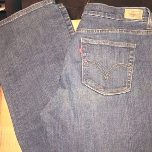 Womens Levi jeans 10 long exc 515 boot cut