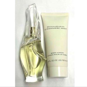 Donna Karan Cashmere Necessities Set