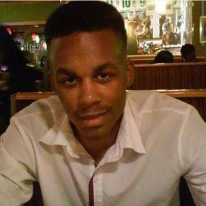 Meet your Posher, Derrick