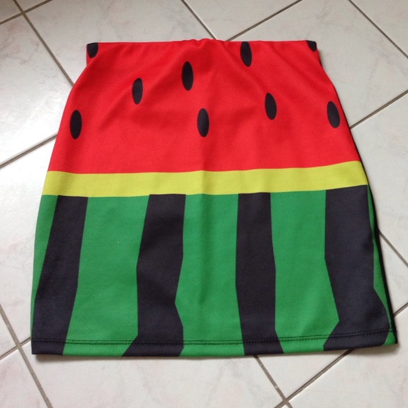Rare original o-mighty watermelon mini skirt