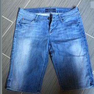 Hudson denim light blue wash Bermuda shorts Sz 29