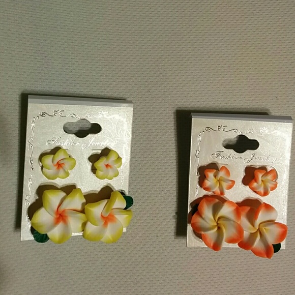 Hawaiian flower stud earrings 4 pairs