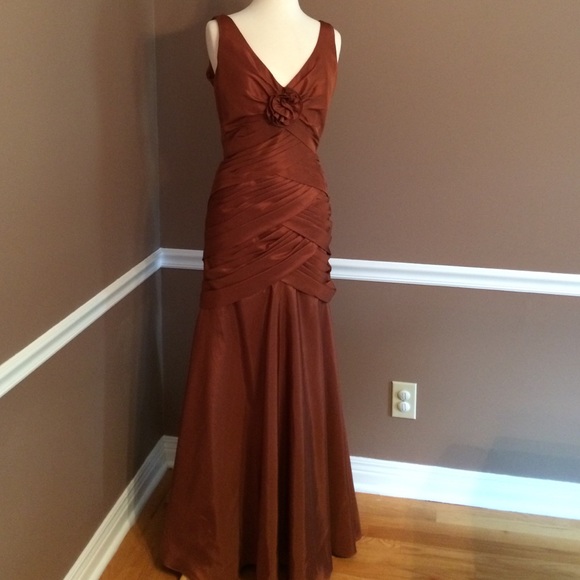 Formal mother of the bride/groom gown