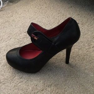 Mary Jane pumps (brand new never worn)