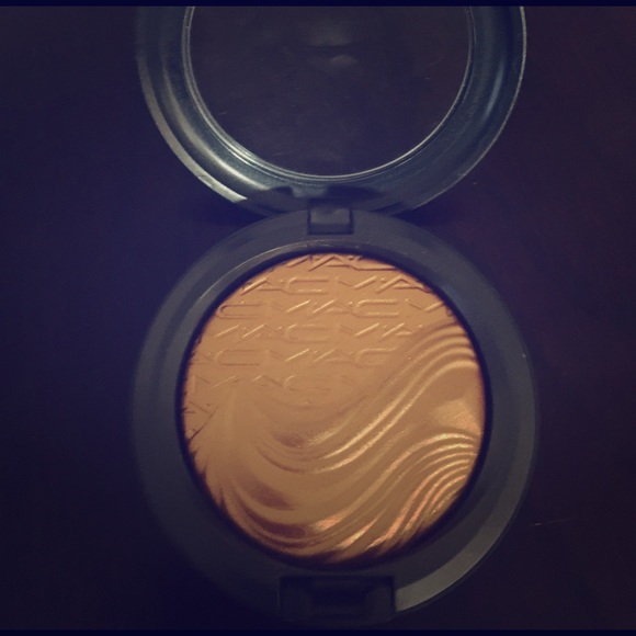 Extra Dimension Skinfinish GLORIFY .