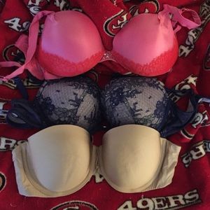 Victoria's Secret bra bundle for loriann