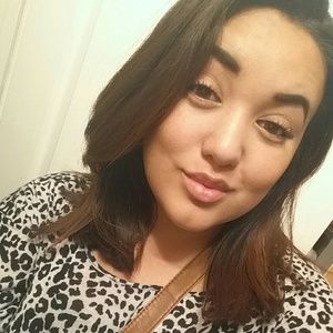 Meet your Posher, Elvira