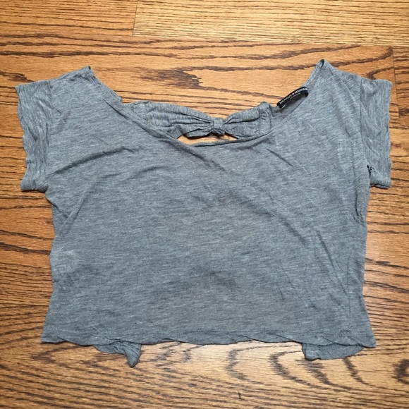 Brandy Melville cropped t