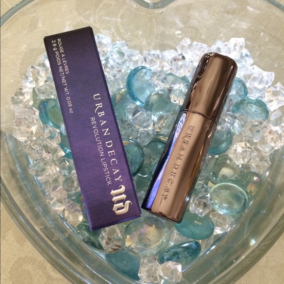 (BRAND NEW) Urban Decay Lipstick - Picture 1 of 4