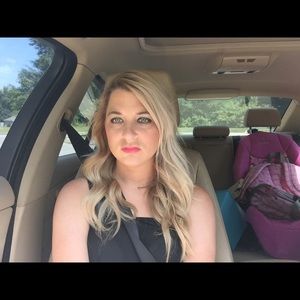 Meet your Posher, Crystal